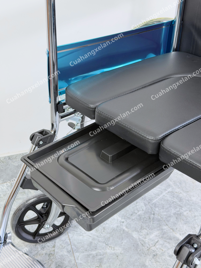 Xe lăn có bô Lucass X8