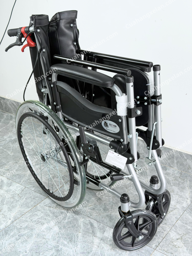 Xe lăn đa năng Lucass X67