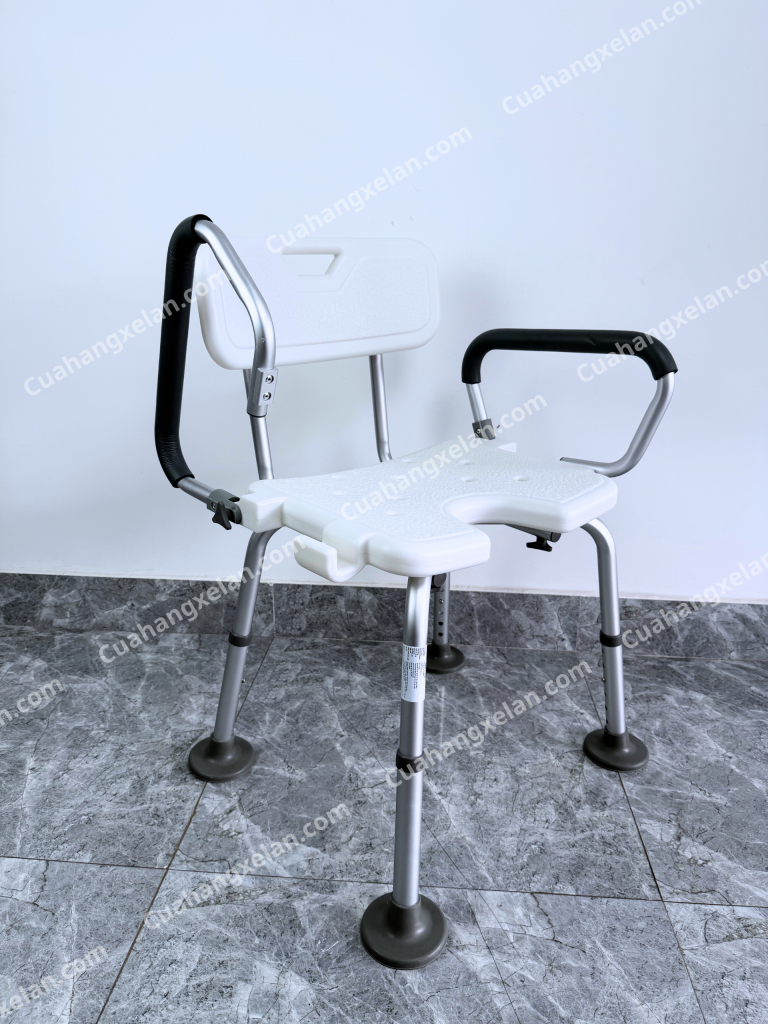 Ghế tắm Oromi có tựa tay nhấc lên 