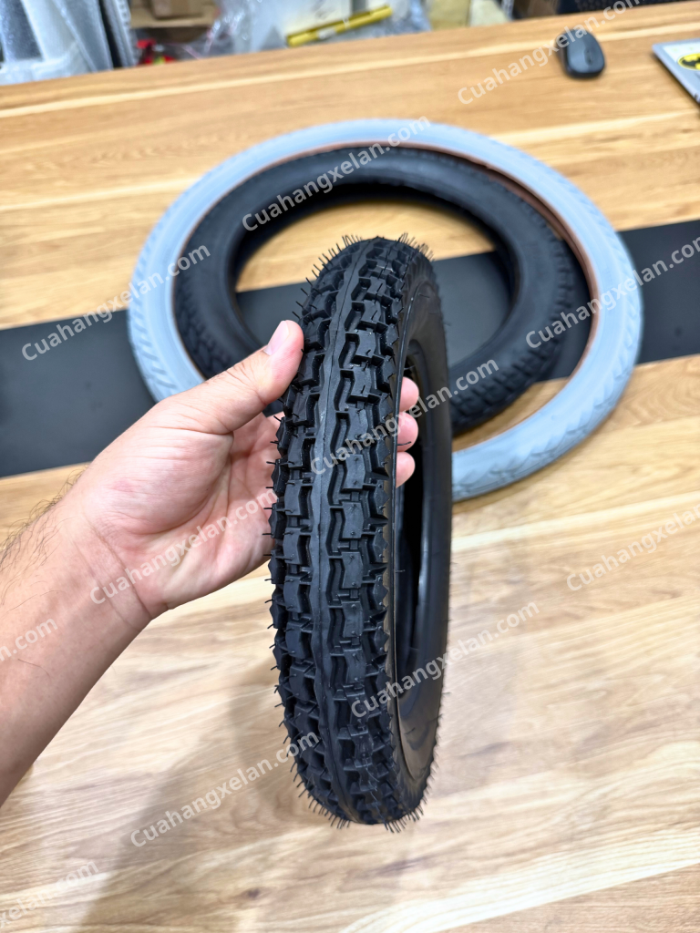 Lốp xe lăn điện Lucass XE 1002