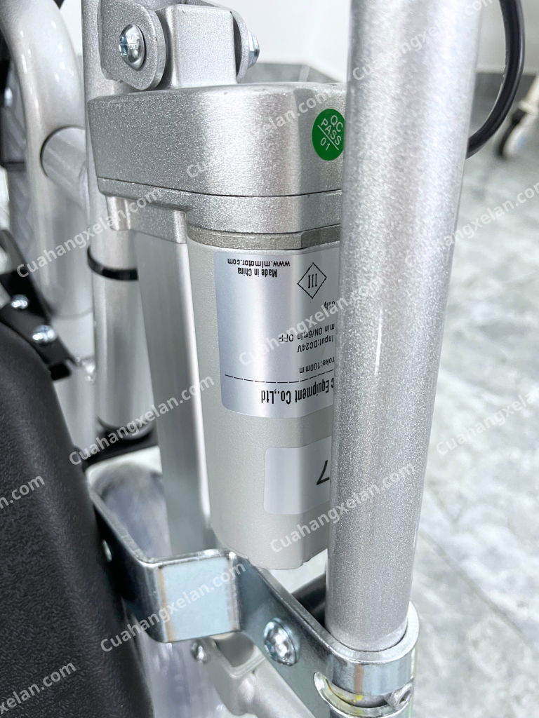 Xe lăn điện Jerry 303X