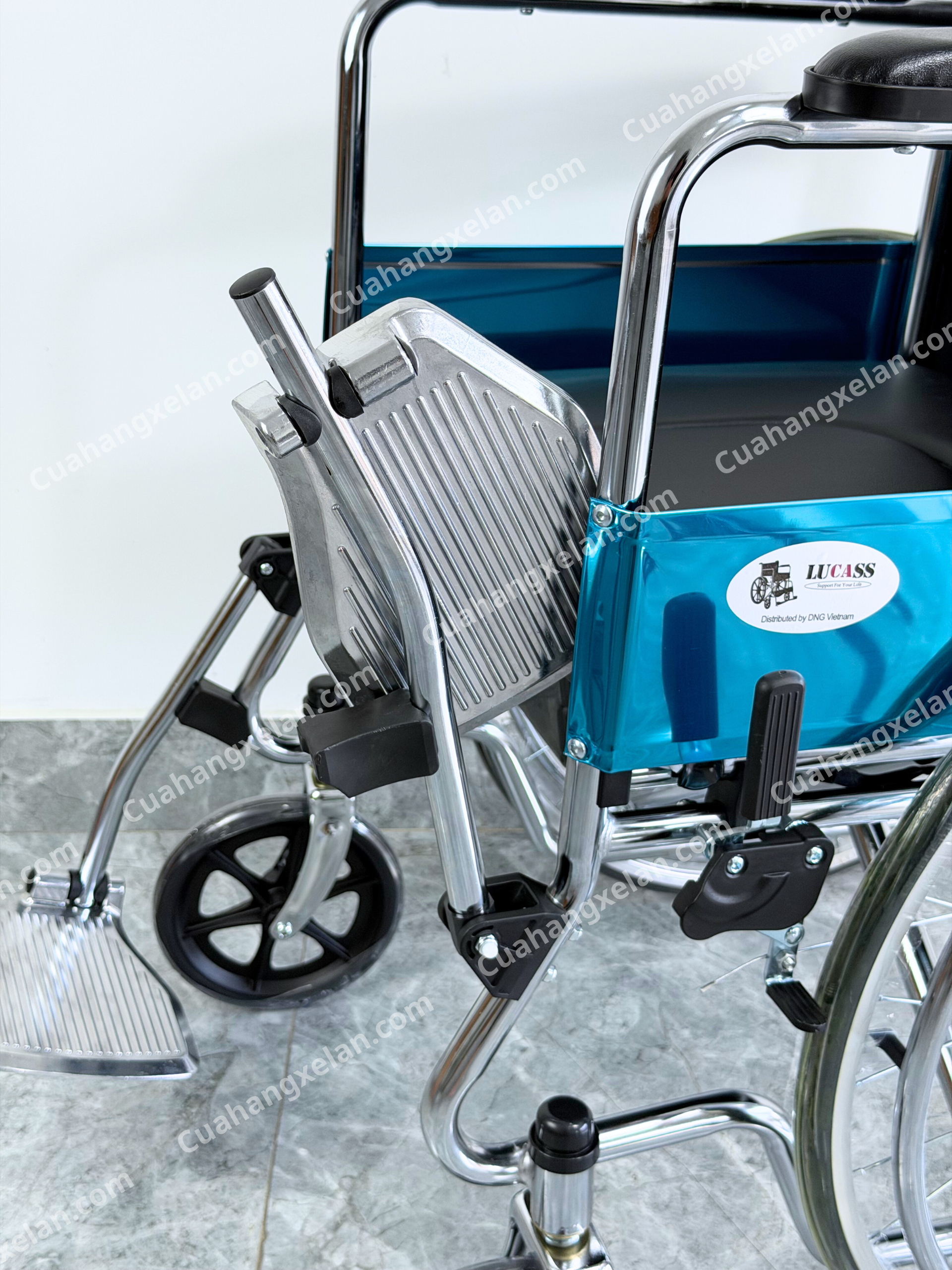 Xe lăn có bô Lucass X8