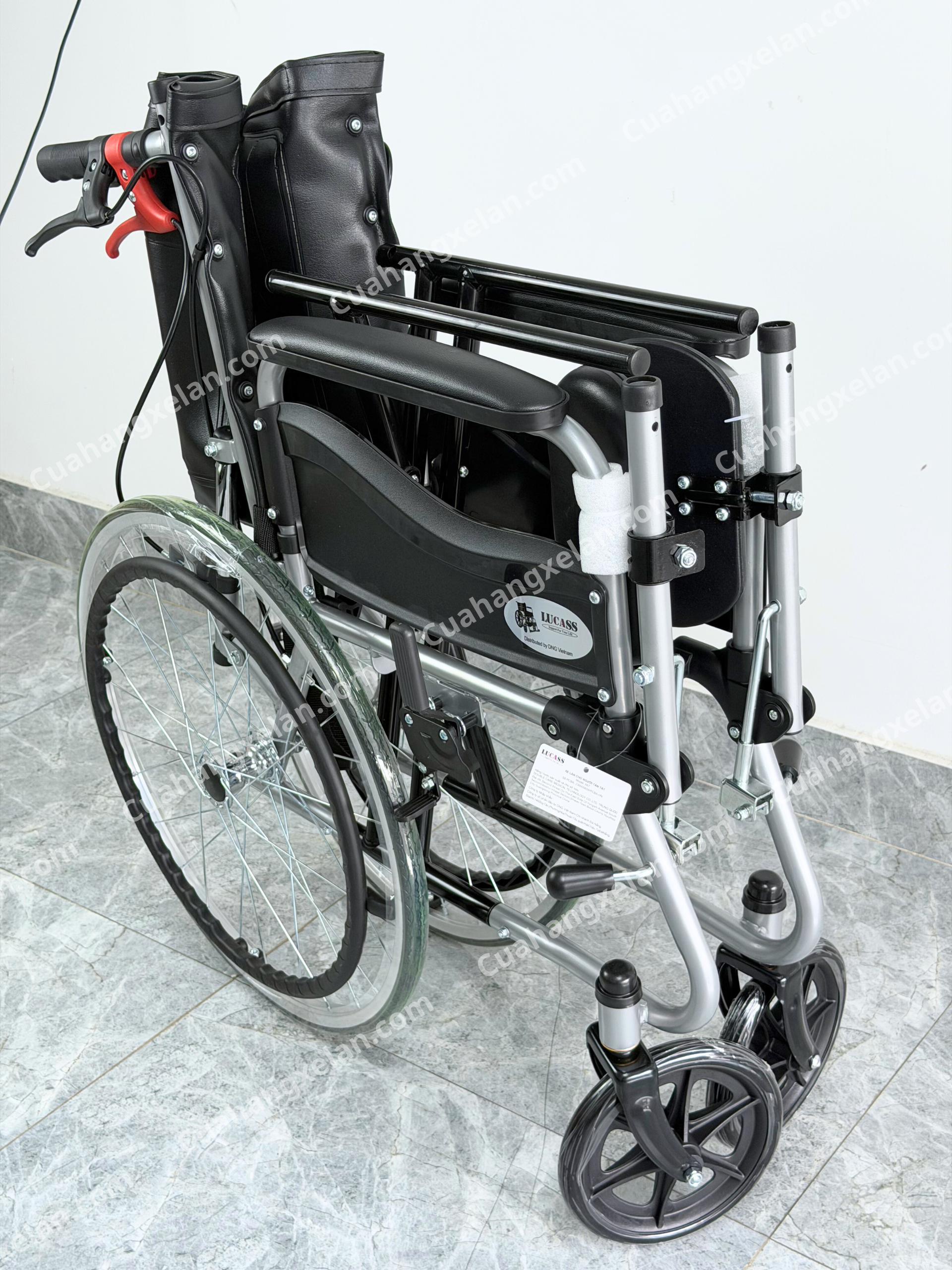 Xe lăn đa năng Lucass X67