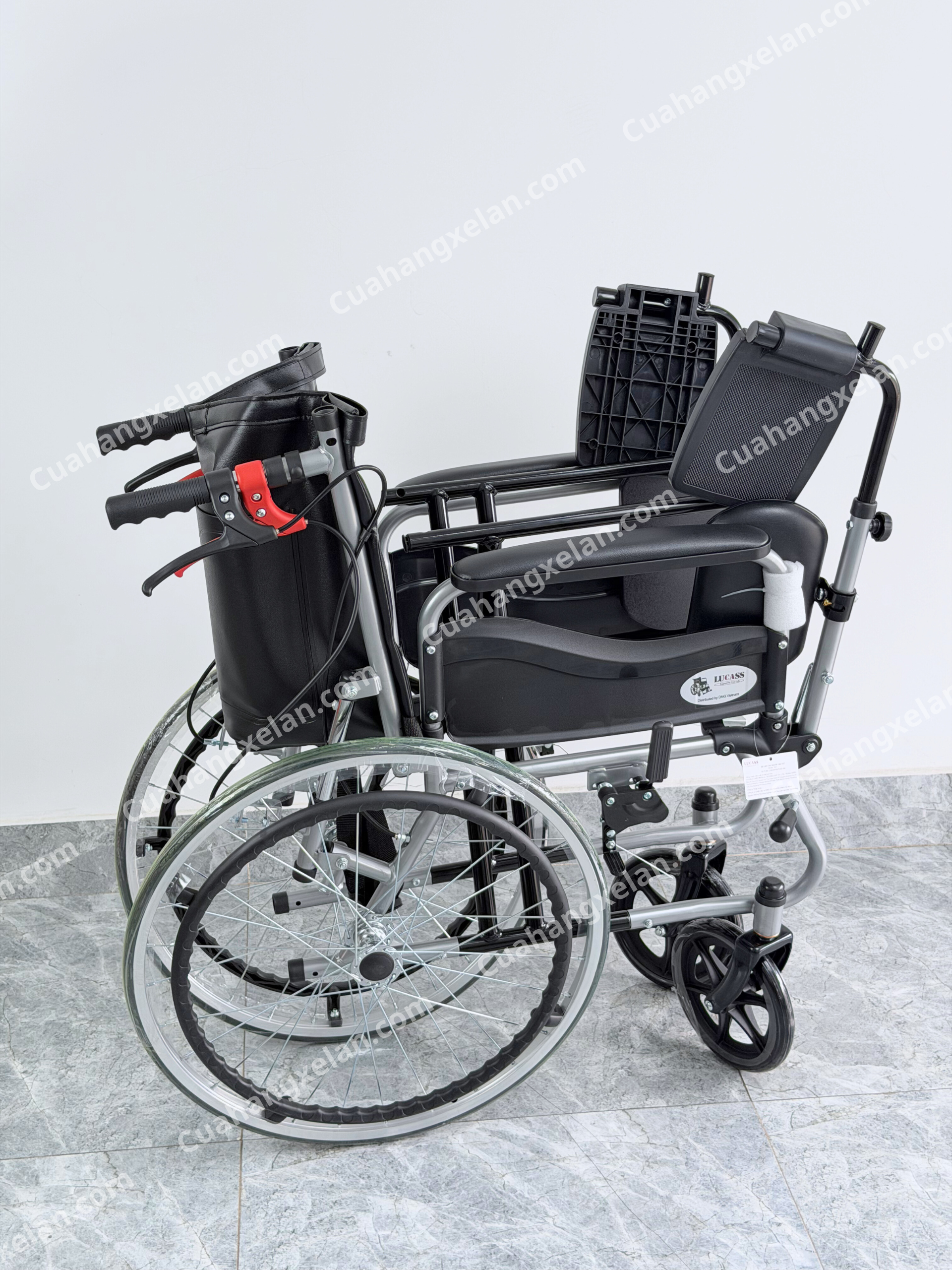 Xe lăn đa năng Lucass X67