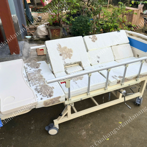 Giường y tế Lucass 4 tay quay GB-C41