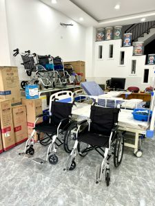 CỬA HÀNG XE LĂN 093 505 7074