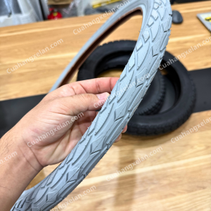 Lốp xe lăn điện Lucass XE 301