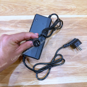 Sạc ắc quy xe lăn điện