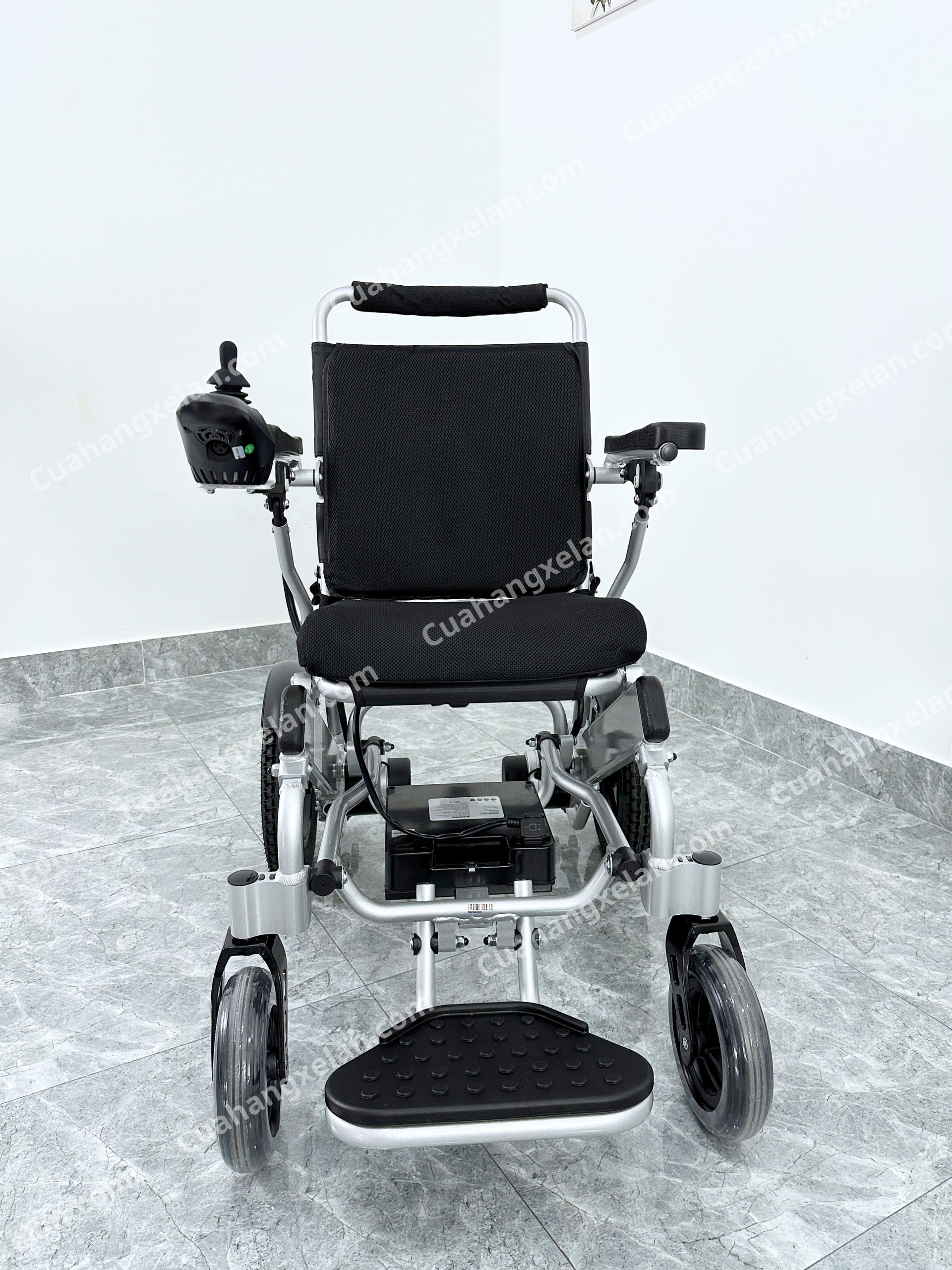 Xe lăn điện gấp gọn Jerry 6012A